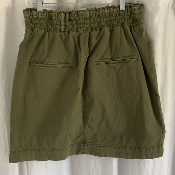 Anthropologie skirt. Never worn - Picture 3 of 7